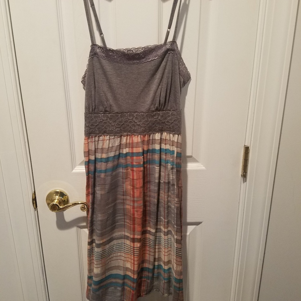 Mossimo dress size medium